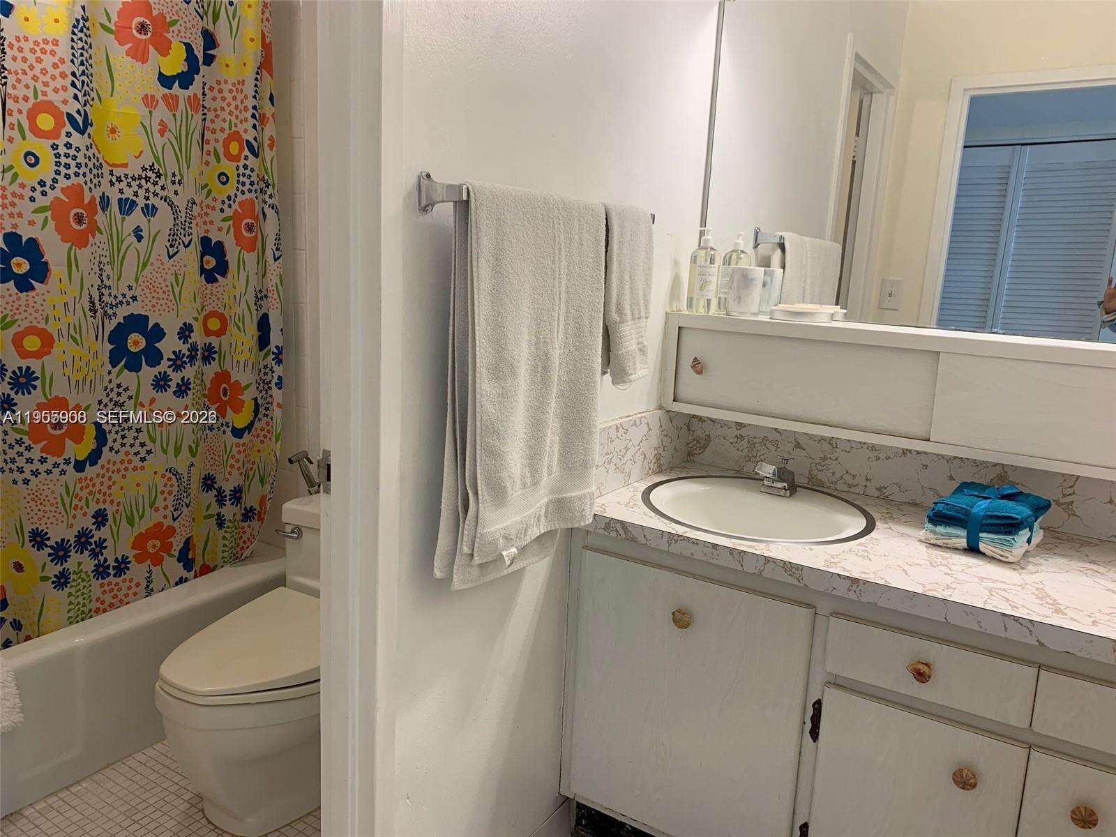 Decoplage Unit #903 | Picture 9