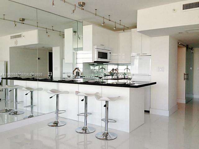 Decoplage Unit #1112 | Picture 2