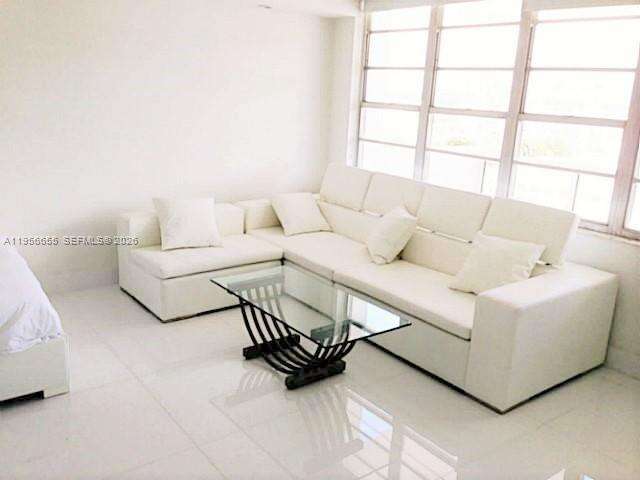 Decoplage Unit #1112 | Picture 6