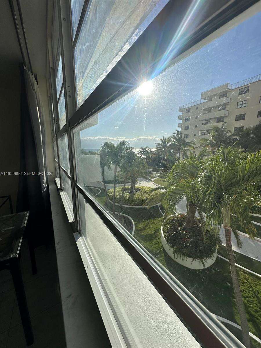 Decoplage Unit #532 | Picture 7