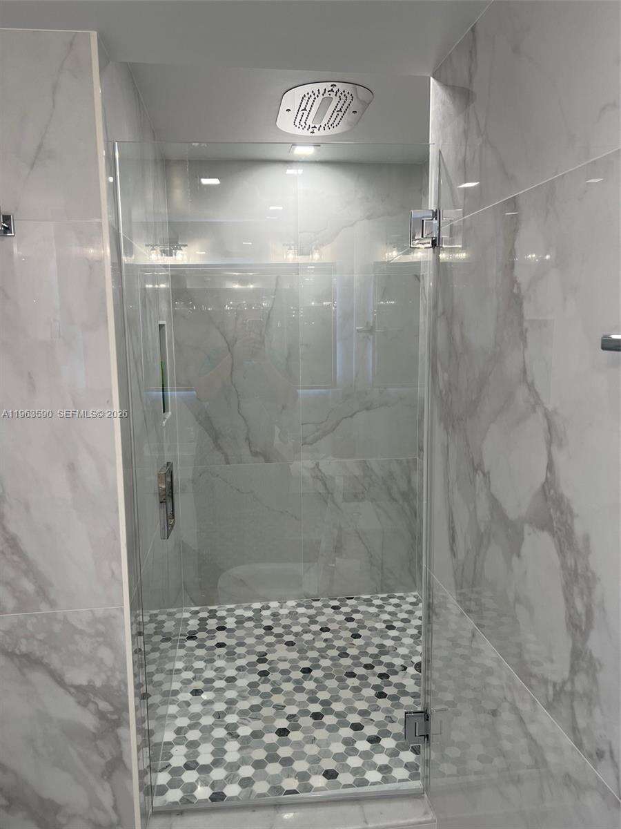 Decoplage Unit #1548 | Picture 25