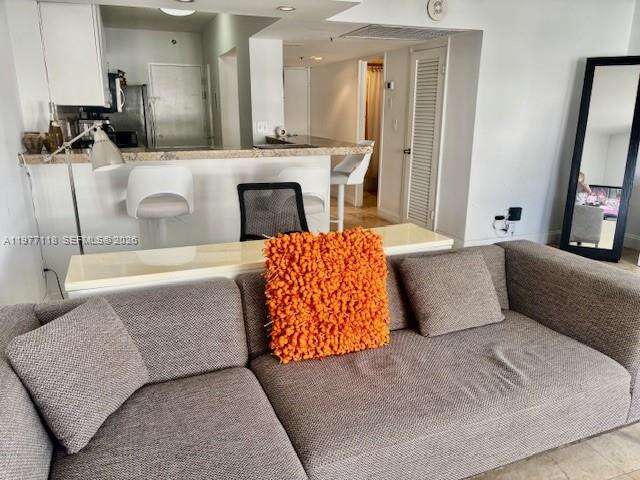 Decoplage Unit #531 | Picture 2