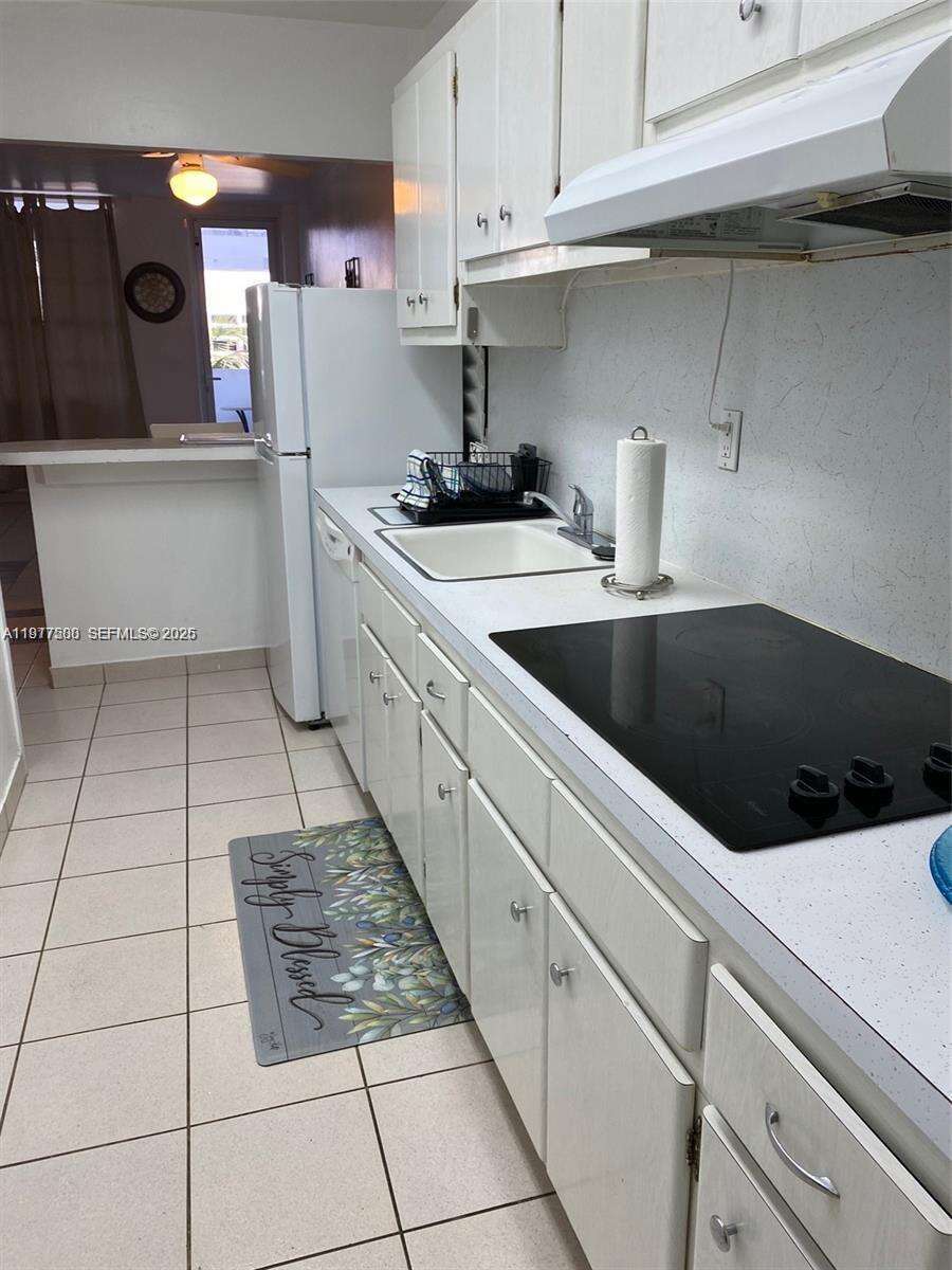 Decoplage Unit #304 | Picture 5