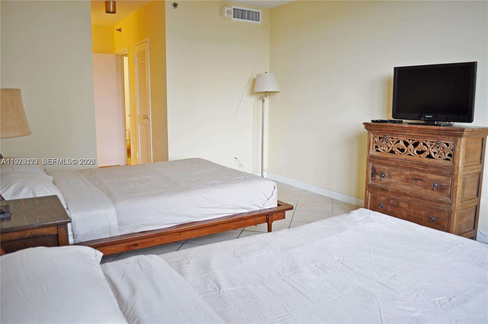 Decoplage Unit #441 | Picture 4