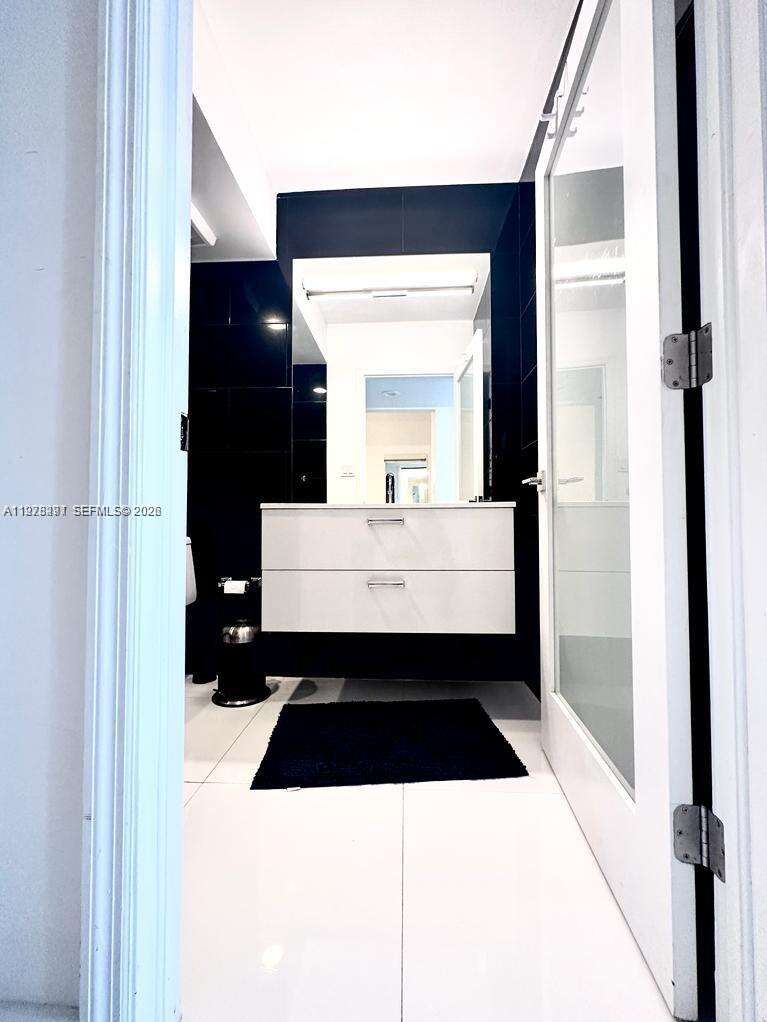 Decoplage Unit #1404 | Picture 12