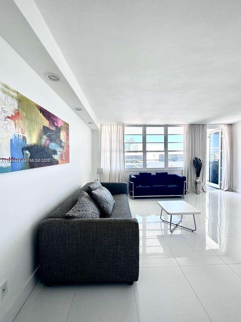 Decoplage Unit #1404 | Picture 4