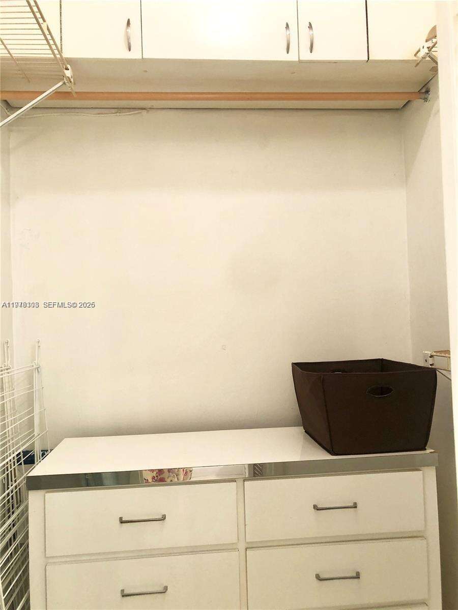 Decoplage Unit #524 | Picture 8