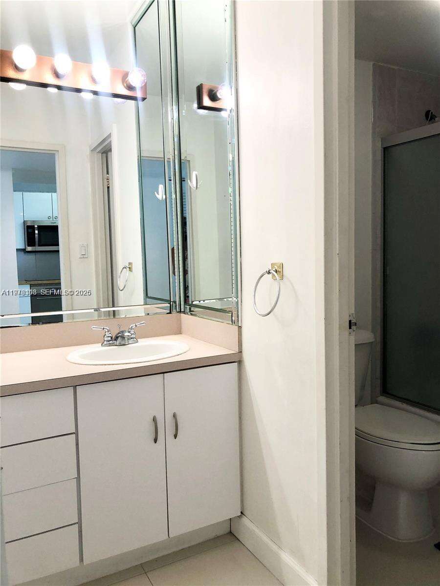 Decoplage Unit #524 | Picture 9