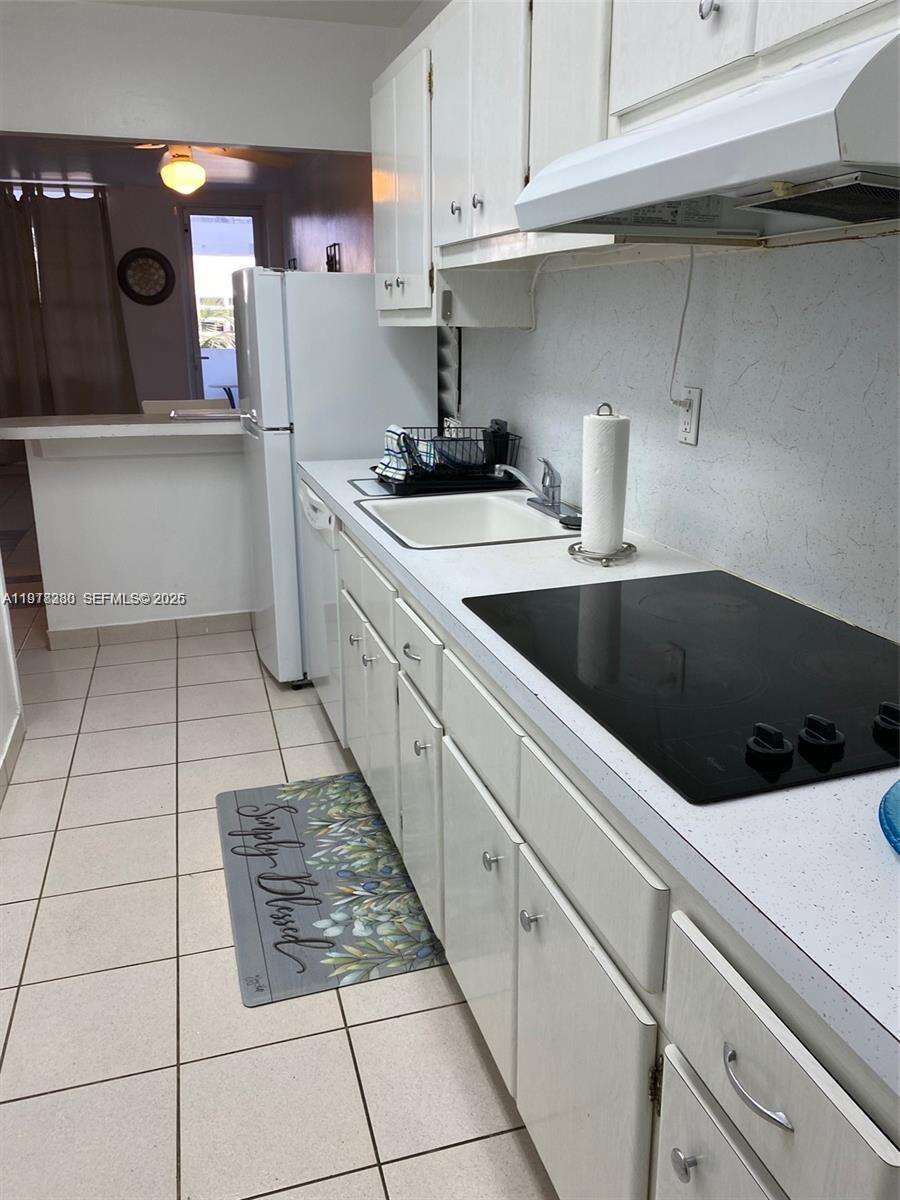 Decoplage Unit #304 | Picture 2