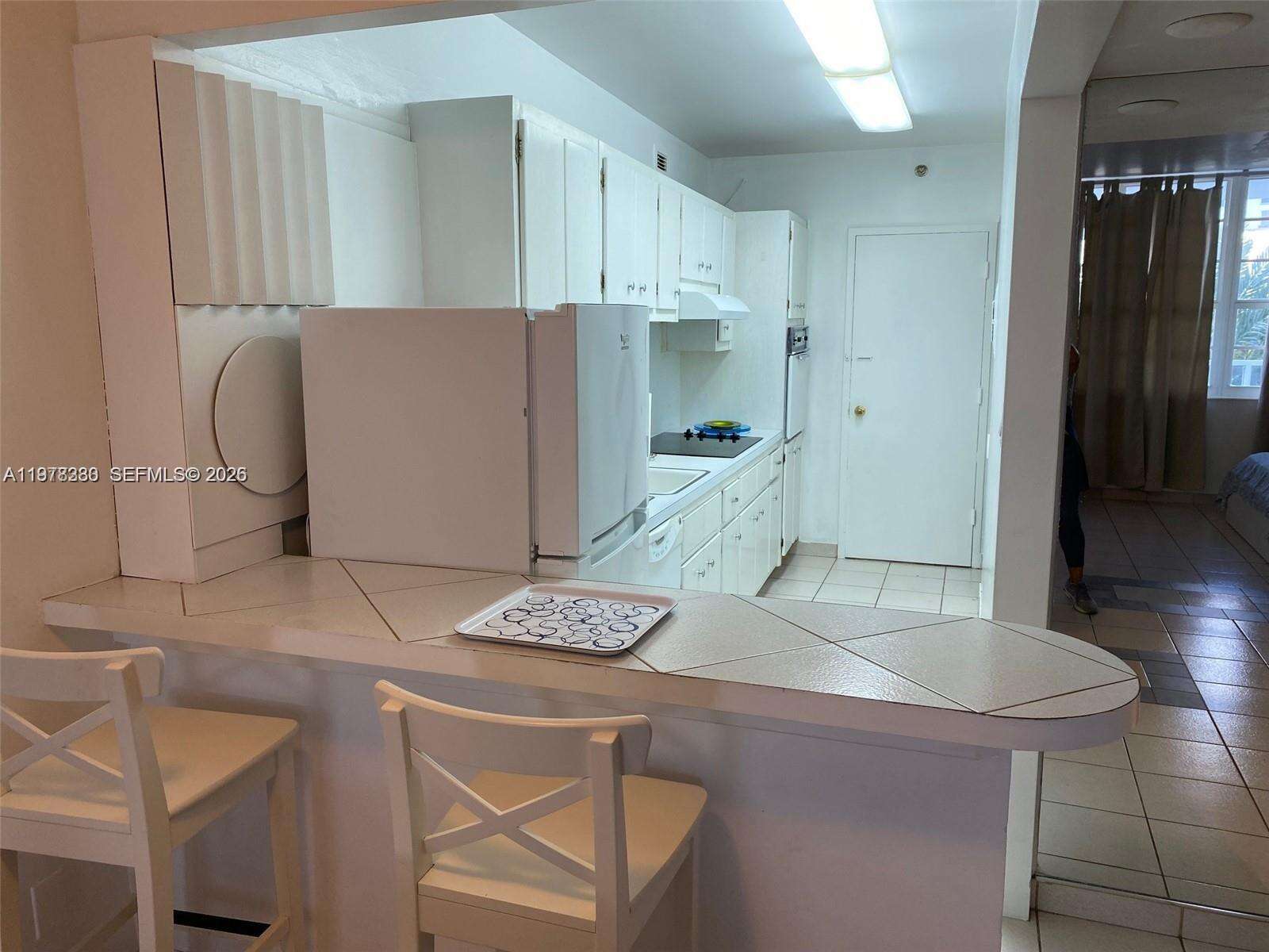 Decoplage Unit #304 | Picture 16