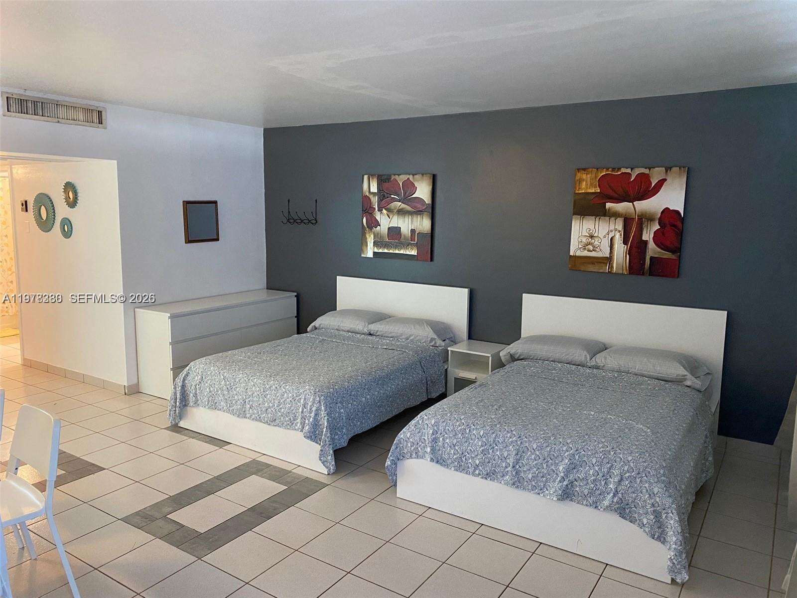 Decoplage Unit #304 | Picture 7