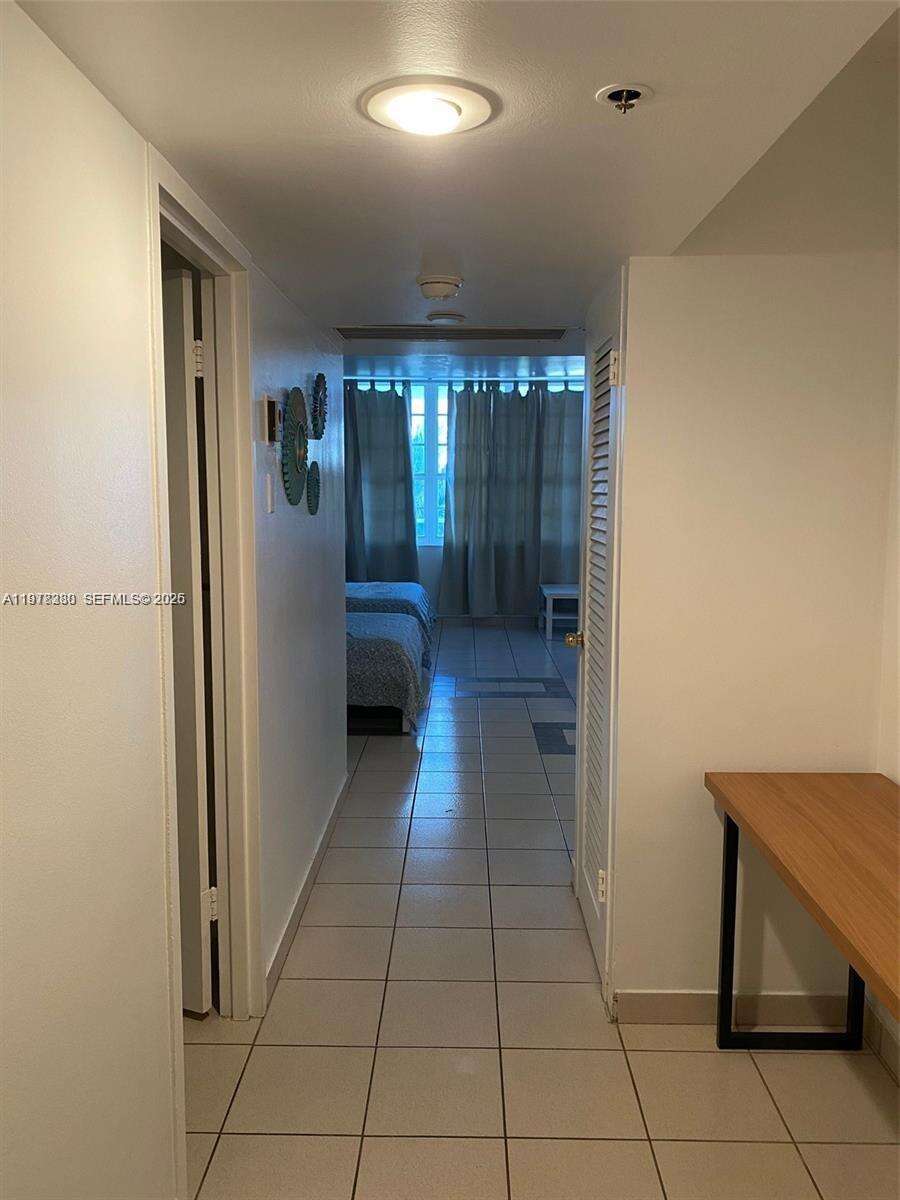 Decoplage Unit #304 | Picture 10