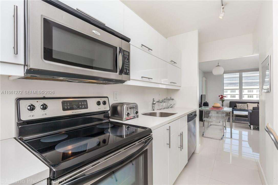 Decoplage Unit #806 | Picture 4