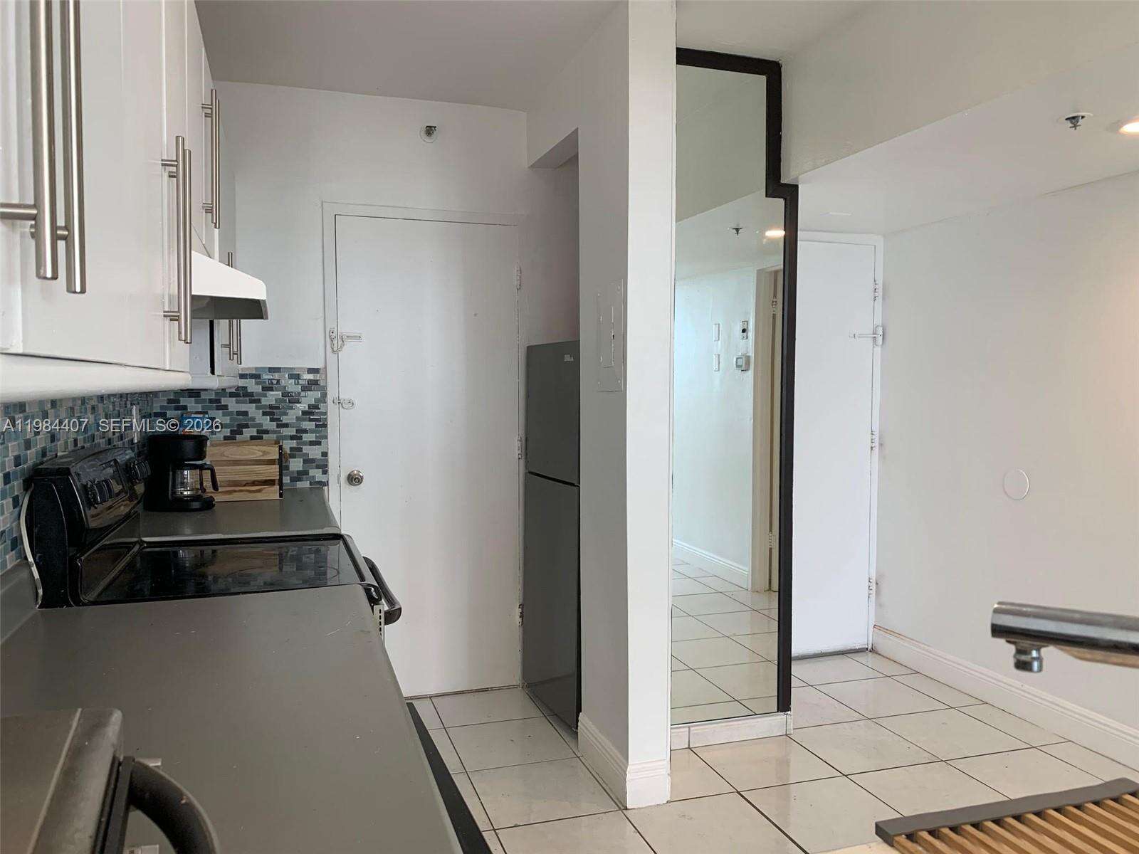 Decoplage Unit #1203 | Picture 12