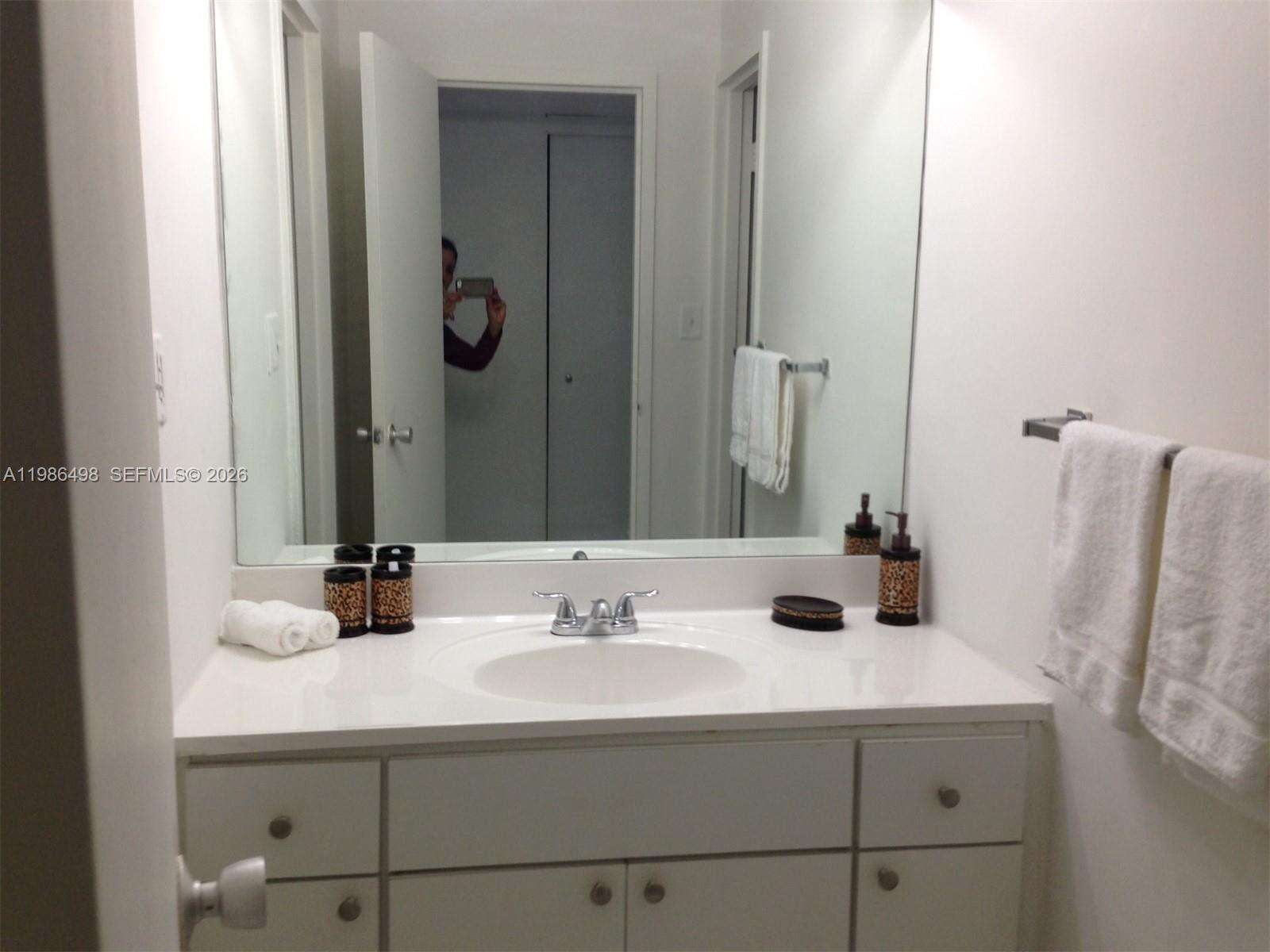 Decoplage Unit #336 | Picture 8