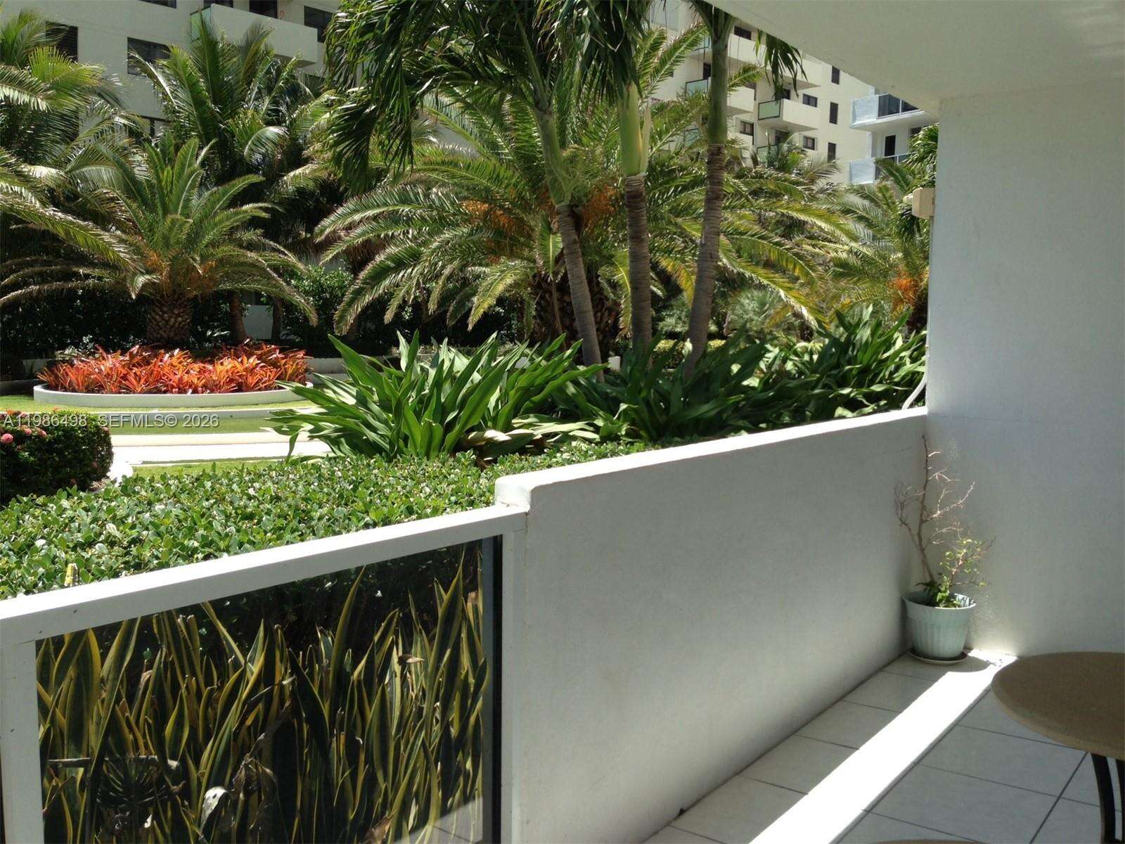 Decoplage Unit #336 | Picture 9