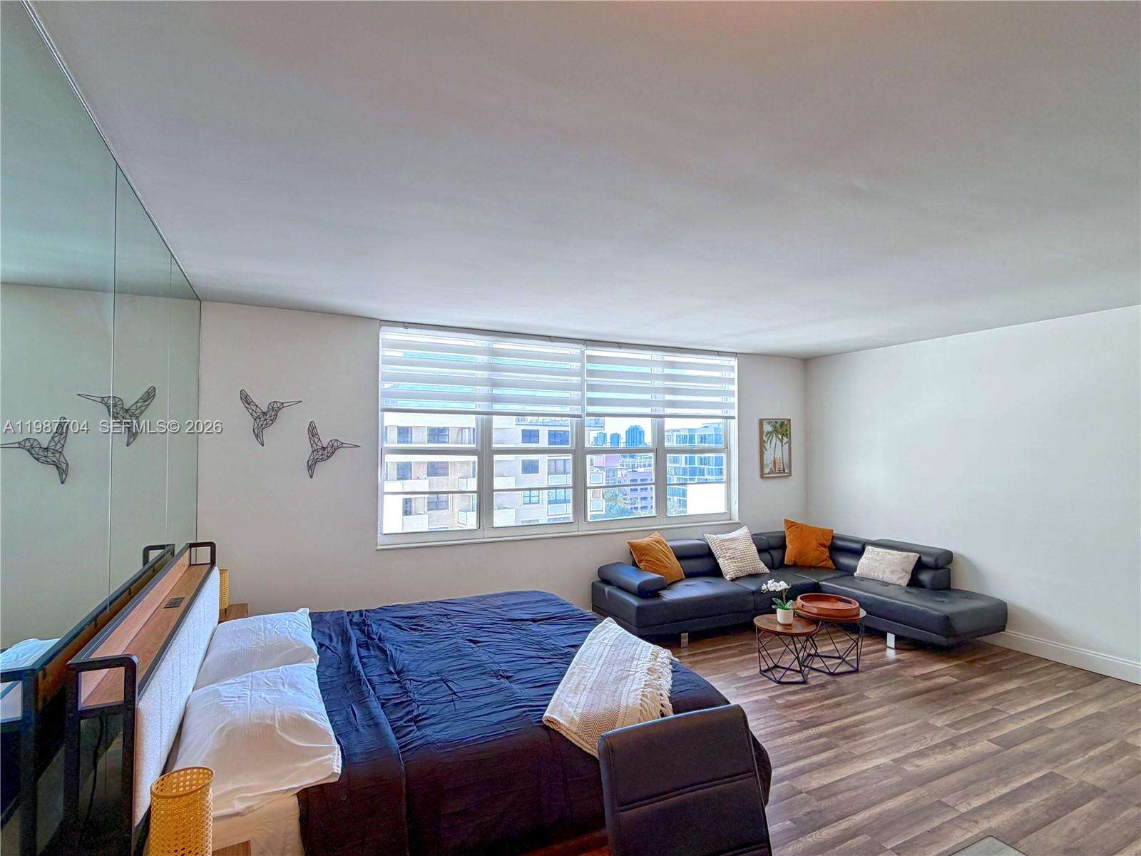 Decoplage Unit #901 | Picture 2