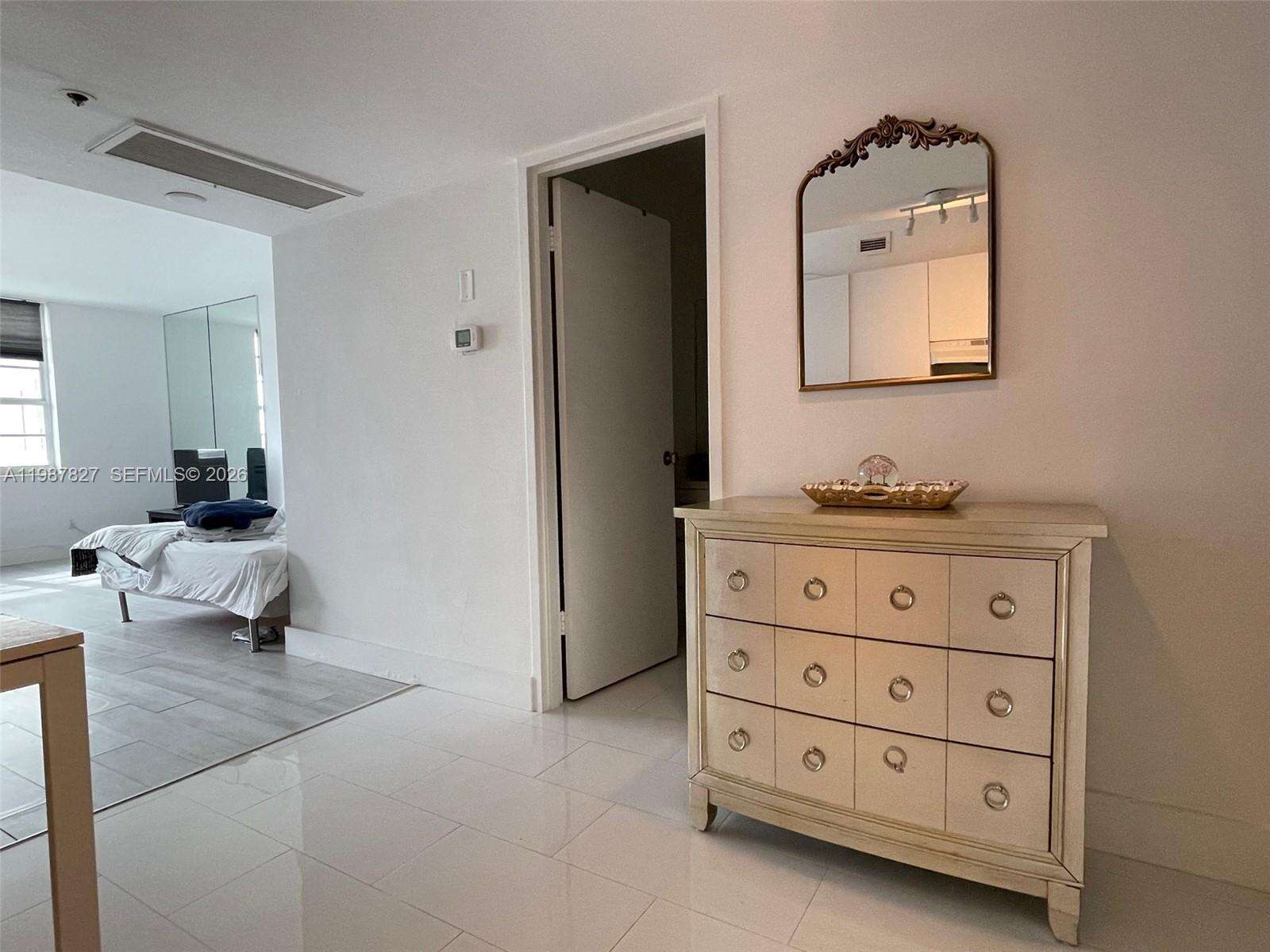 Decoplage Unit #1024 | Picture 11