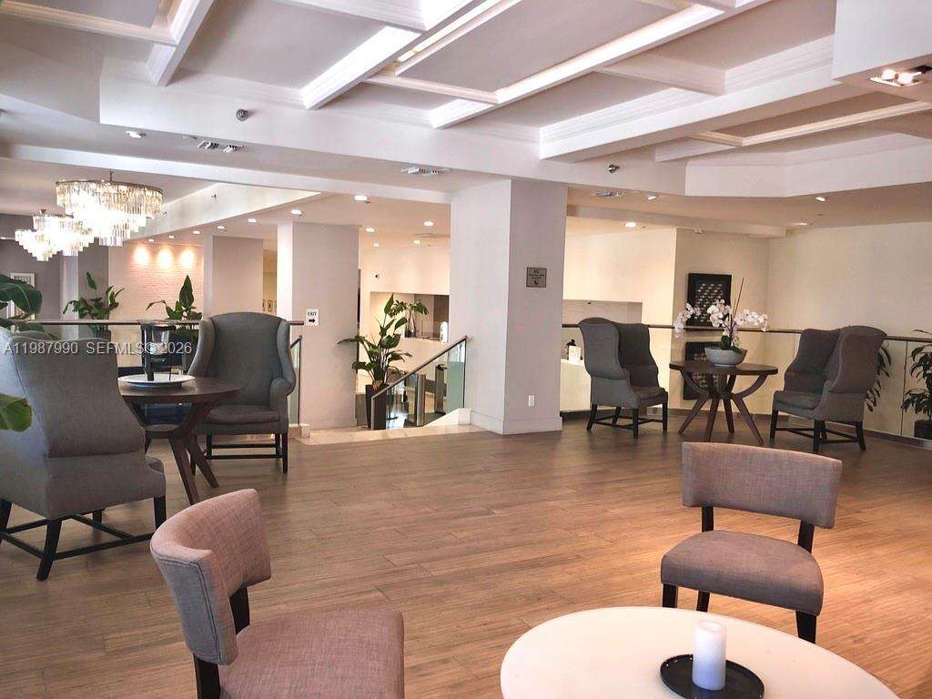 Decoplage Unit #836 | Picture 33