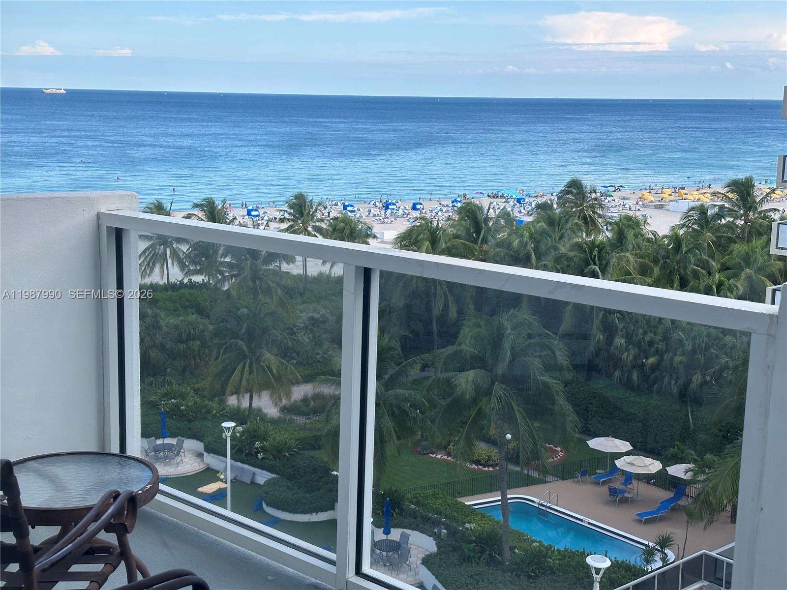 Decoplage Unit #836 | Picture 9