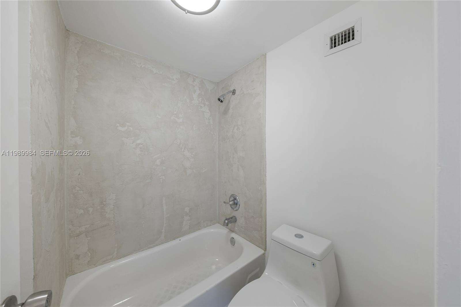 Decoplage Unit #626 | Picture 11