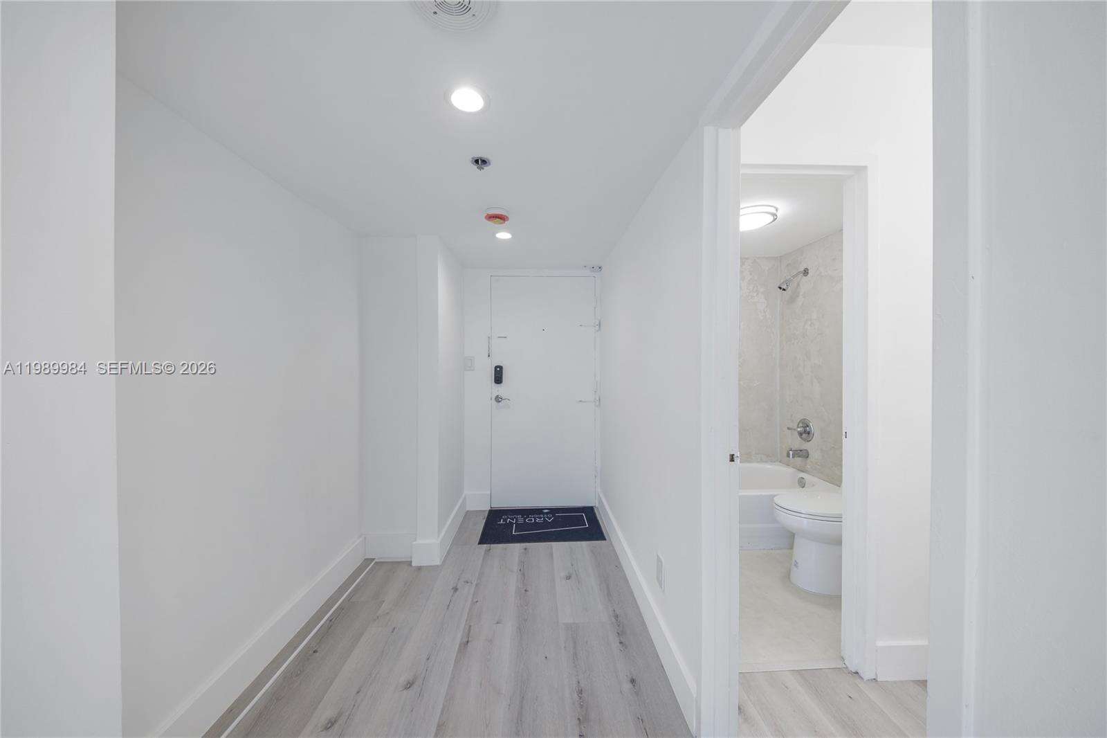 Decoplage Unit #626 | Picture 10