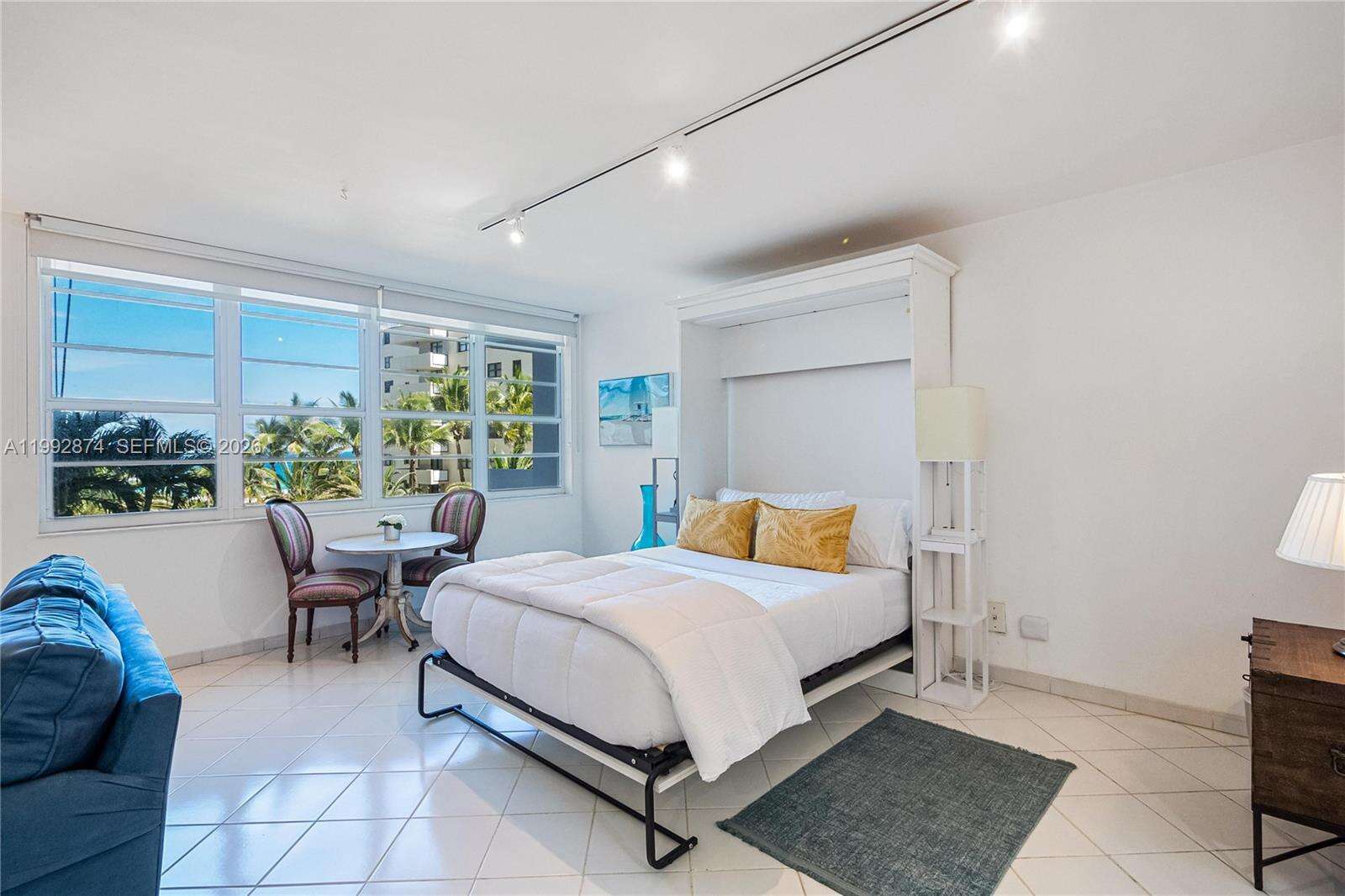 Decoplage Unit #515 | Picture 3