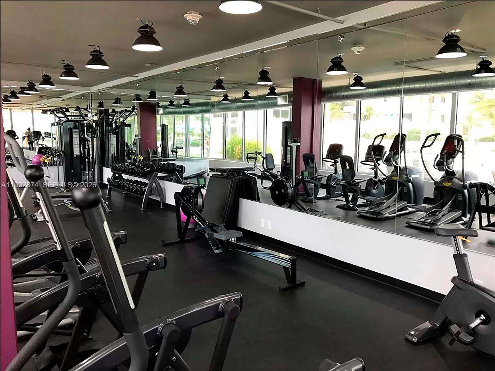 Decoplage Unit #515 | Picture 21