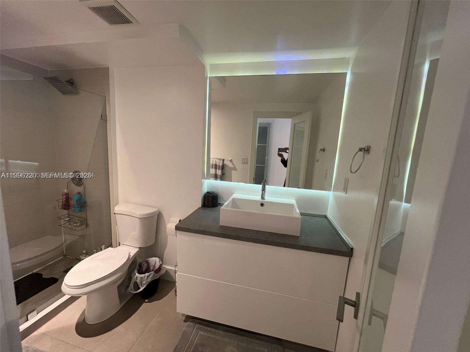 Decoplage Unit #620 | Picture 4