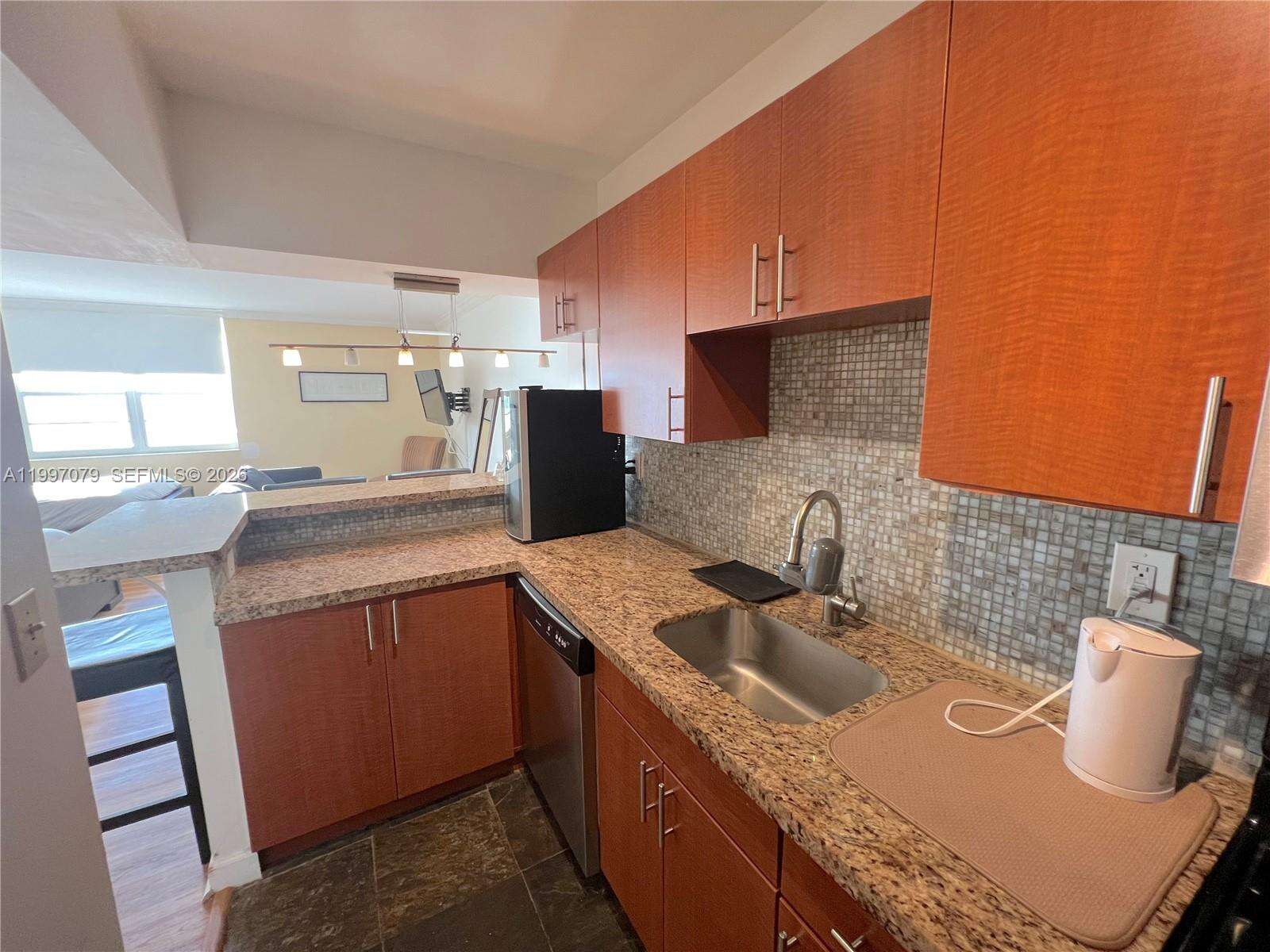 Decoplage Unit #1116 | Picture 11