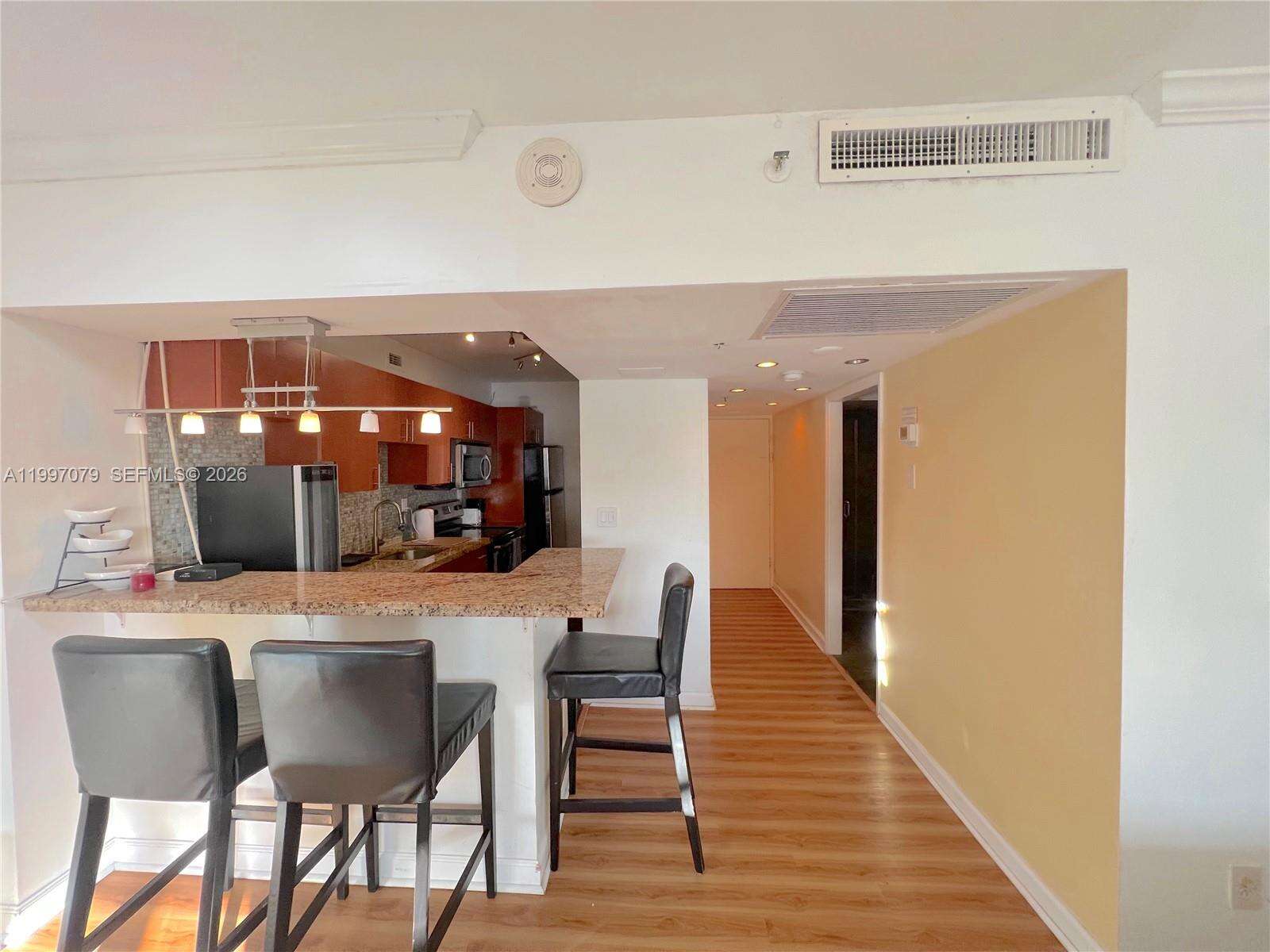 Decoplage Unit #1116 | Picture 8