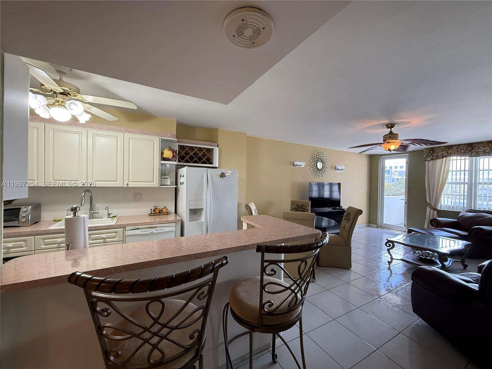 Decoplage Unit #422 | Picture 7