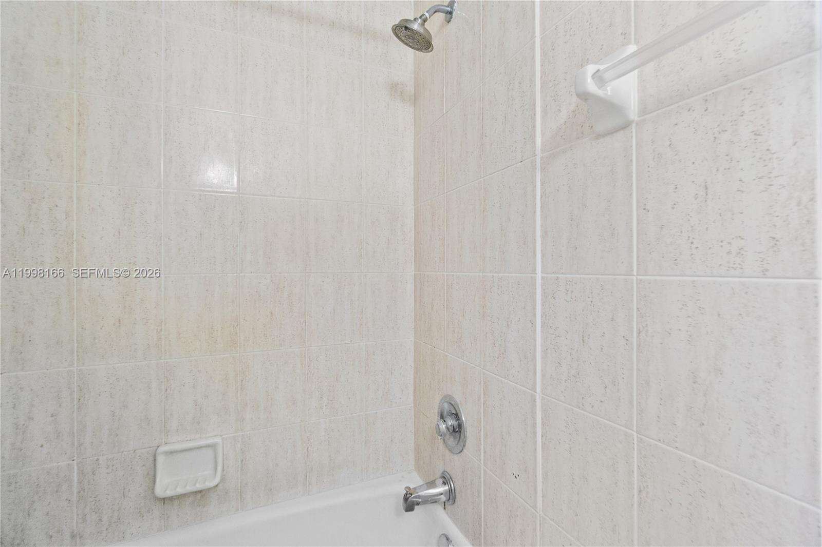 Decoplage Unit #734 | Picture 13