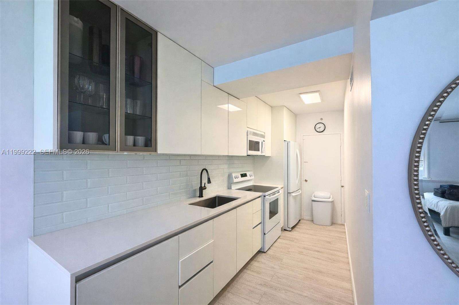 Decoplage Unit #430 | Picture 5