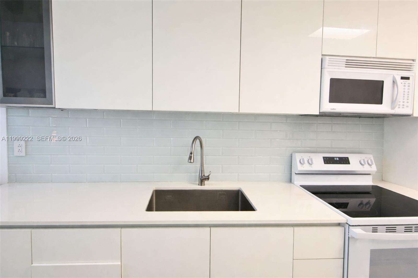 Decoplage Unit #430 | Picture 7