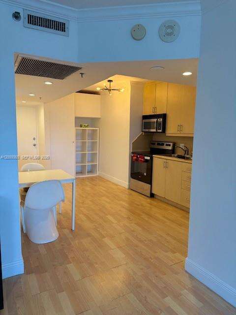 Decoplage Unit #615 | Picture 12