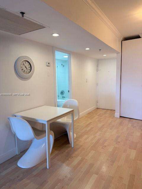 Decoplage Unit #615 | Picture 8