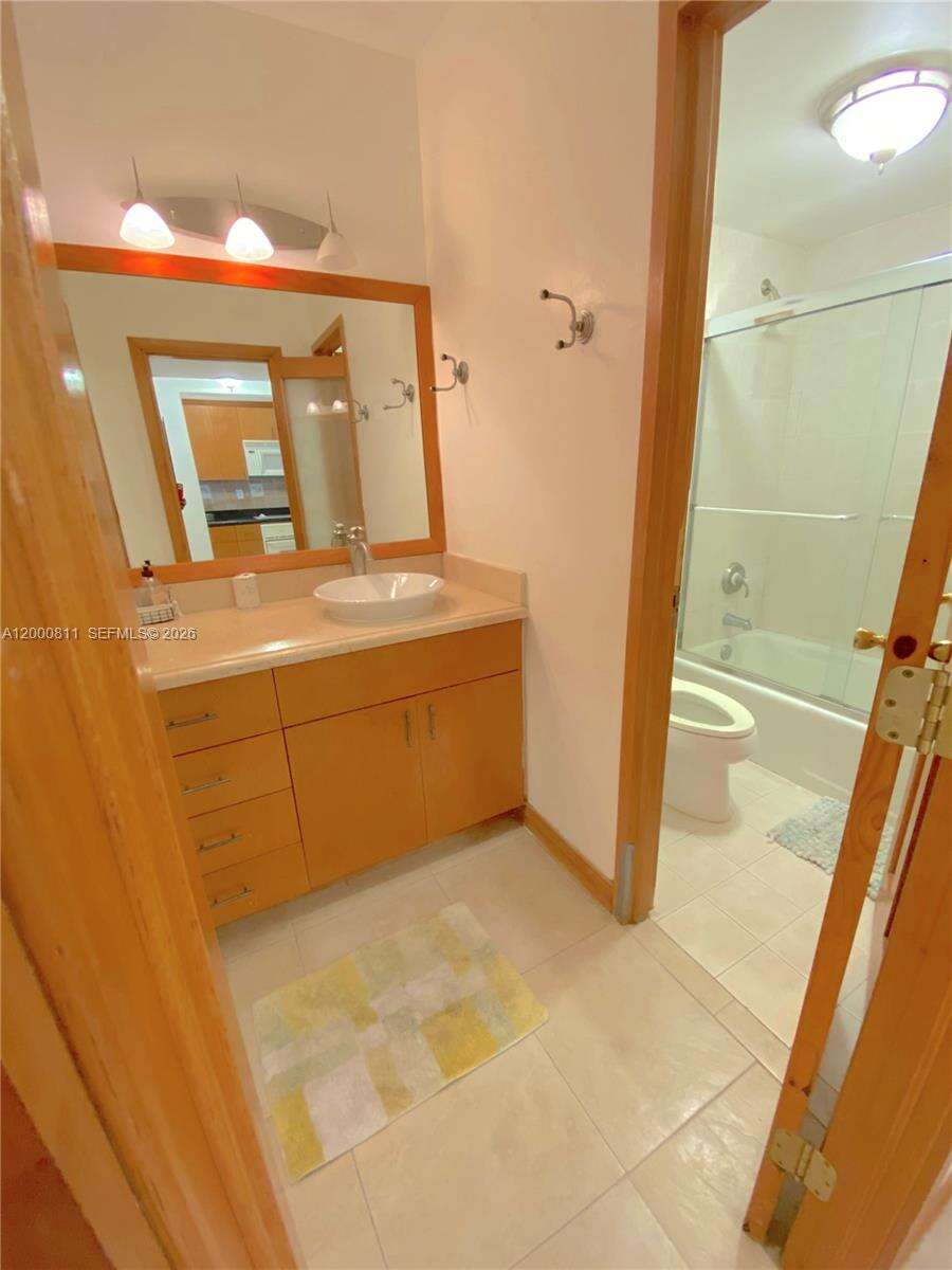 Decoplage Unit #1405 | Picture 13