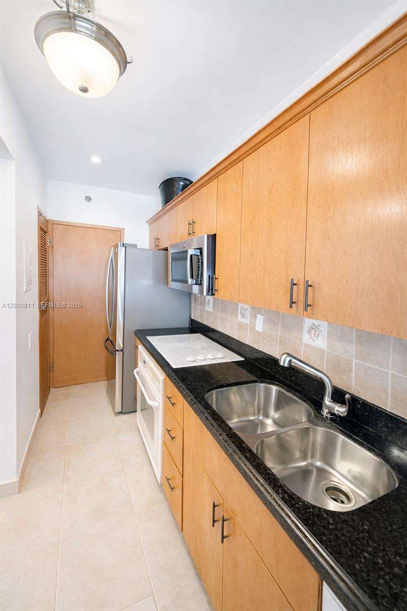 Decoplage Unit #1405 | Picture 9