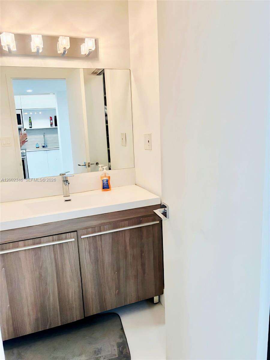 Decoplage Unit #927 | Picture 18