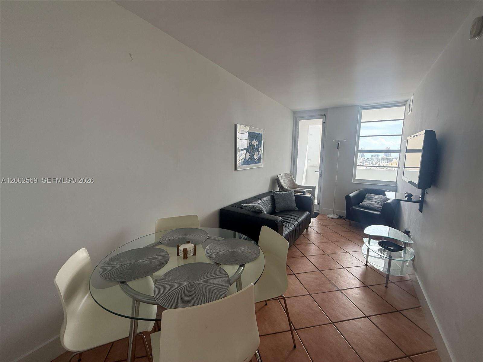 Decoplage Unit #1209 | Picture 3