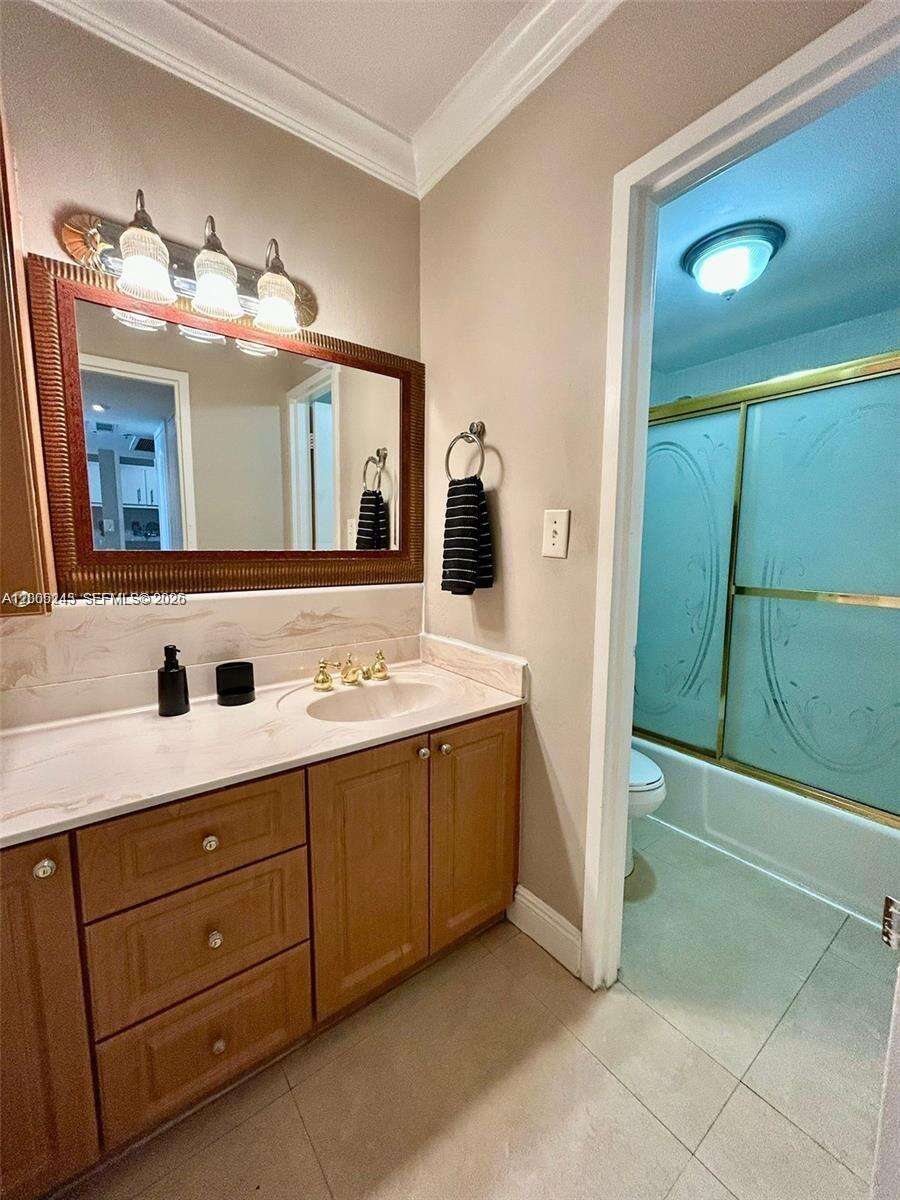 Decoplage Unit #1010 | Picture 9