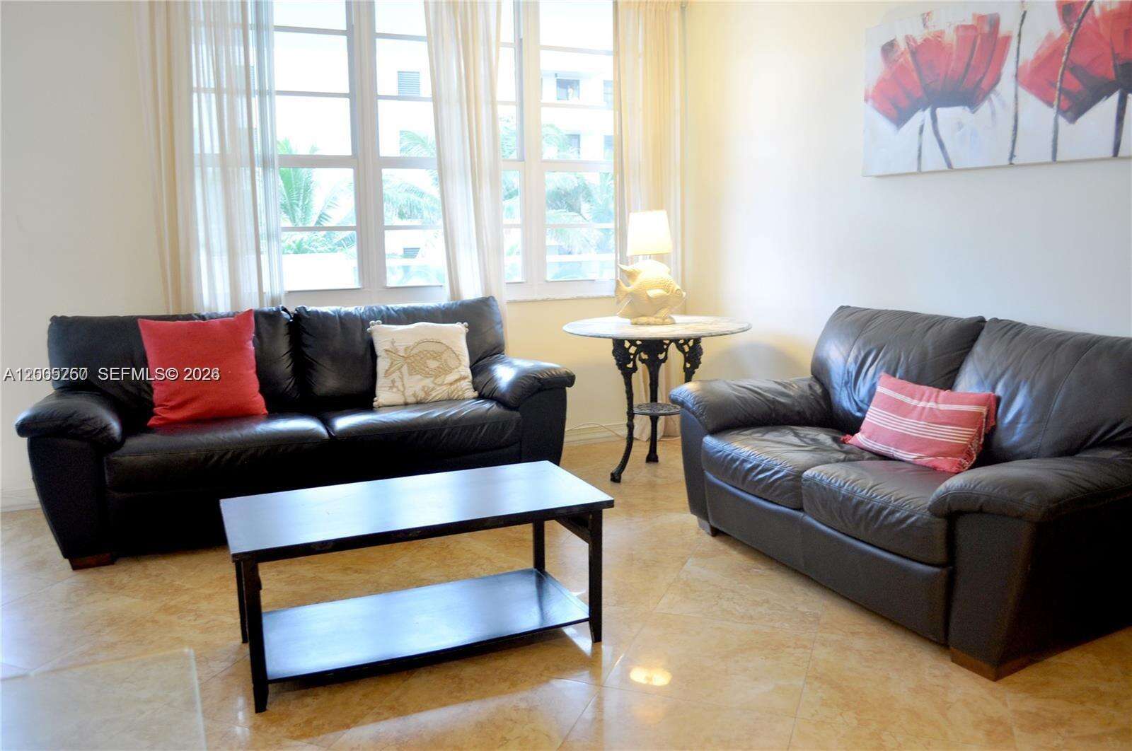 Decoplage Unit #534 | Picture 3