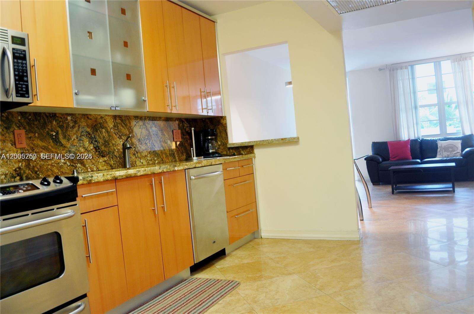 Decoplage Unit #534 | Picture 5