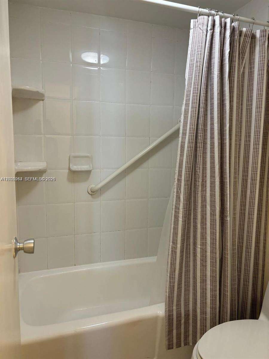 Decoplage Unit #731 | Picture 12