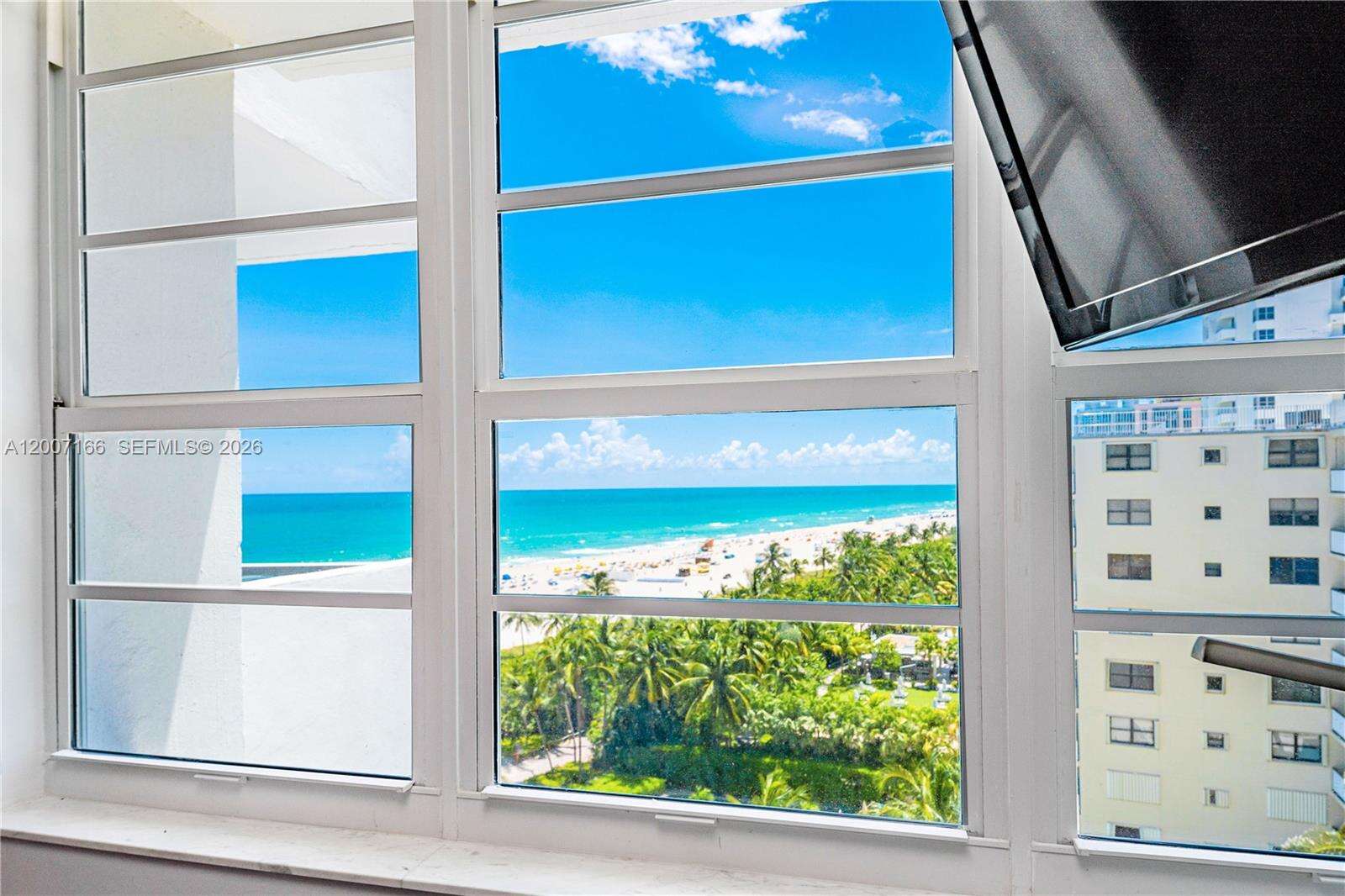 Decoplage Unit #944 | Picture 21