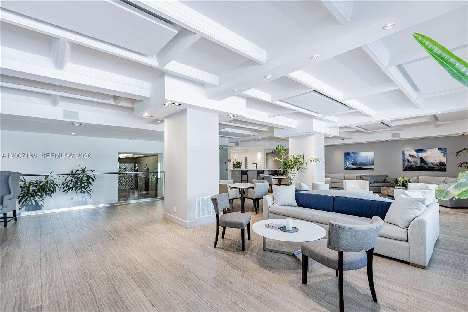 Decoplage Unit #944 | Picture 26