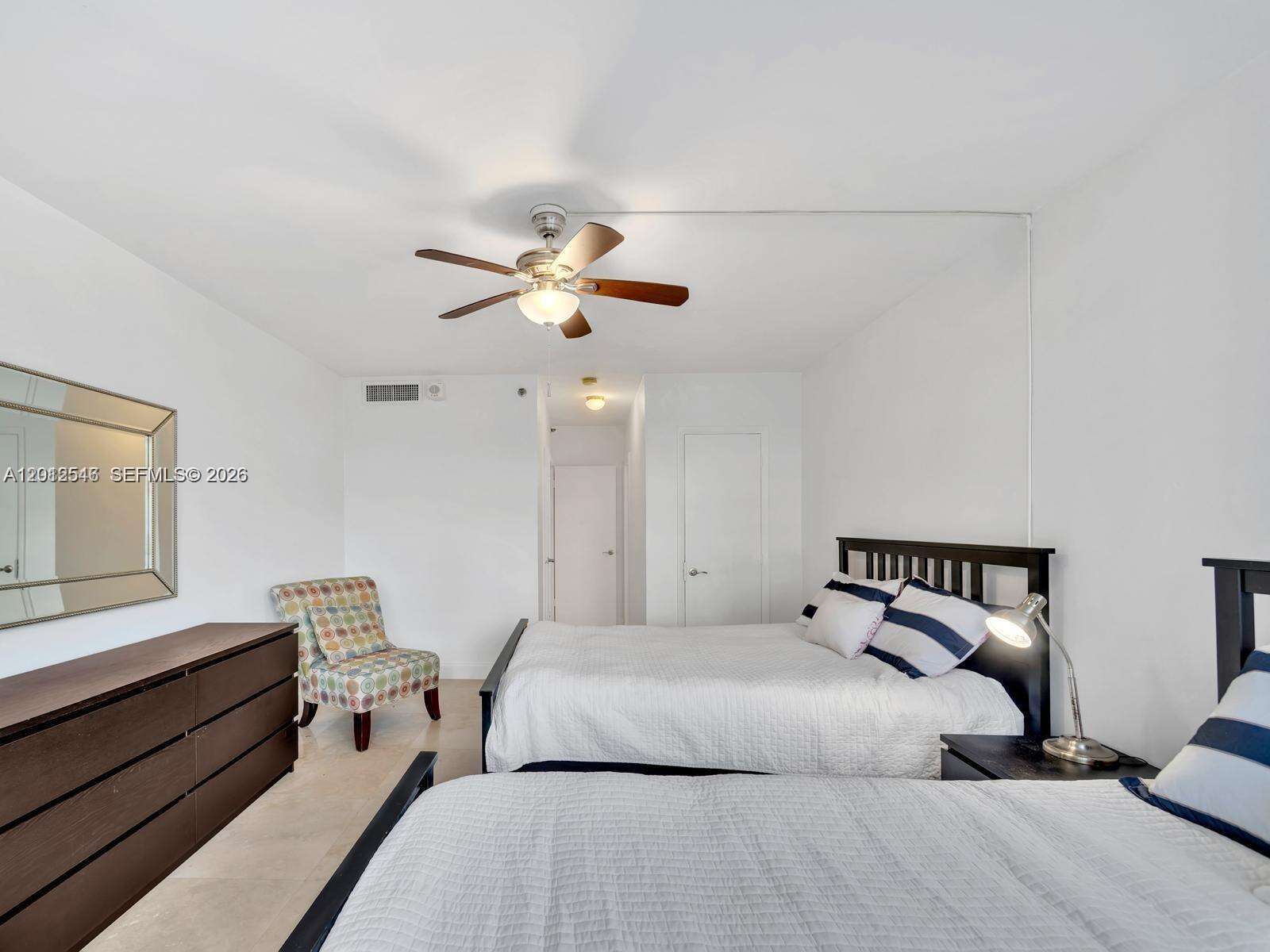Decoplage Unit #308 | Picture 8