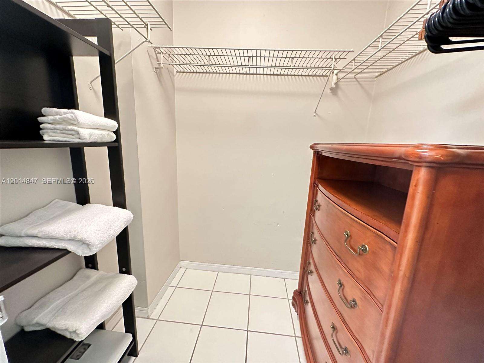 Decoplage Unit #1012 | Picture 7