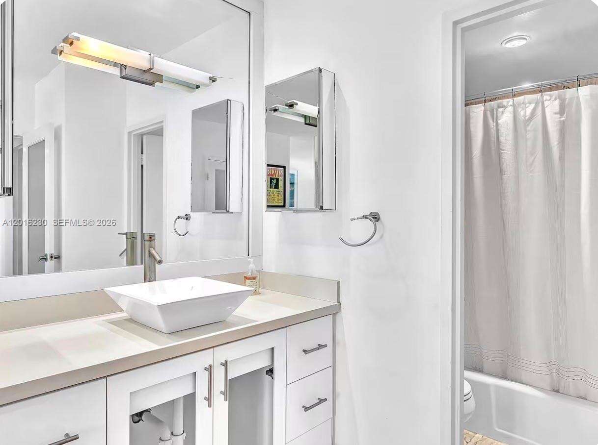 Decoplage Unit #1641 | Picture 9